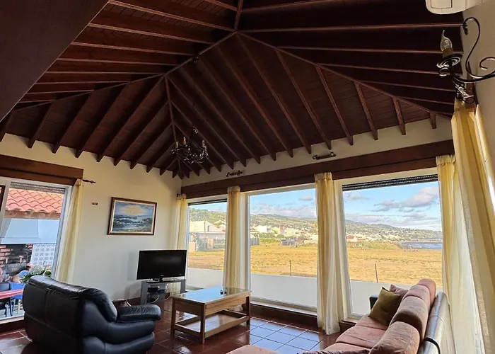 Casa Do Ilheu * Vila Franca do Campo